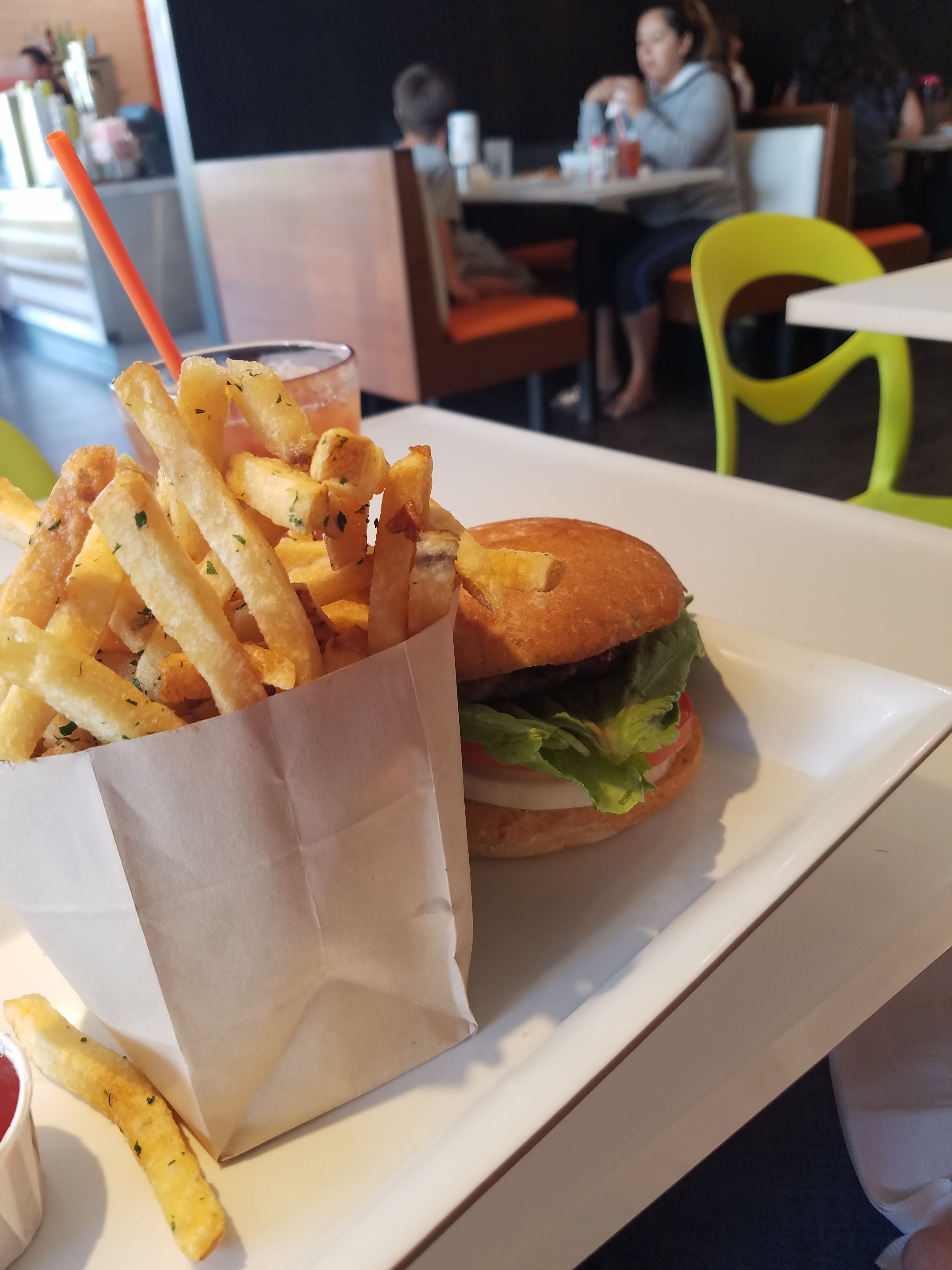 Burger Lounge Review