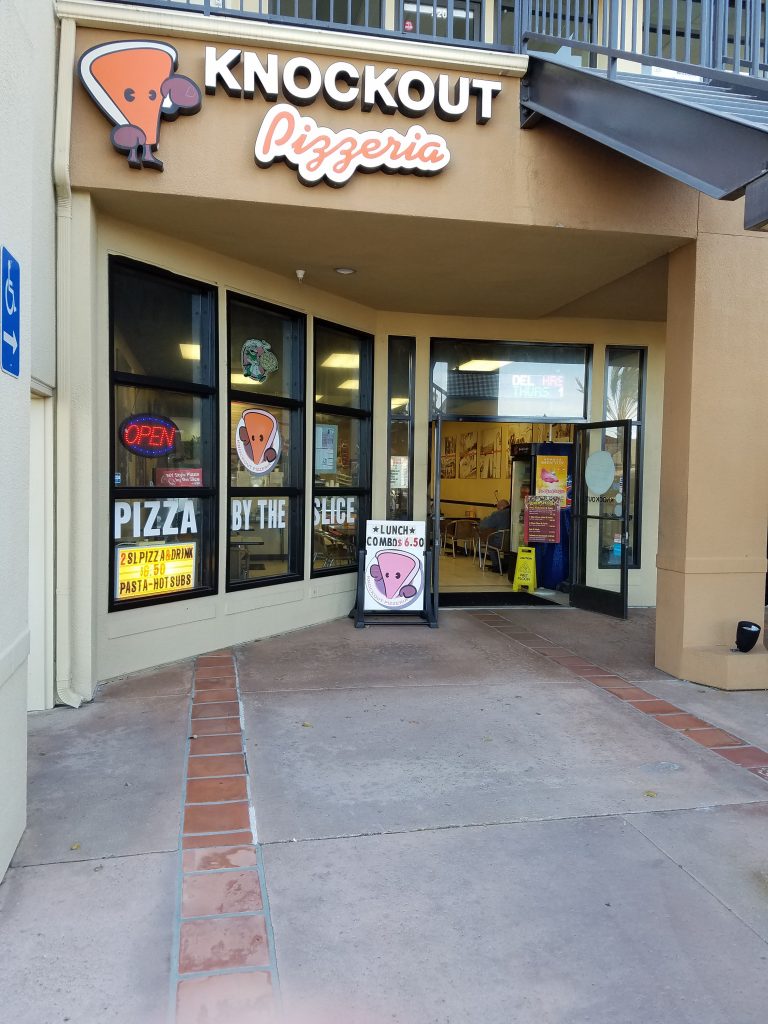 San Diego’s Best Pizza: Knockout Pizzeria Review