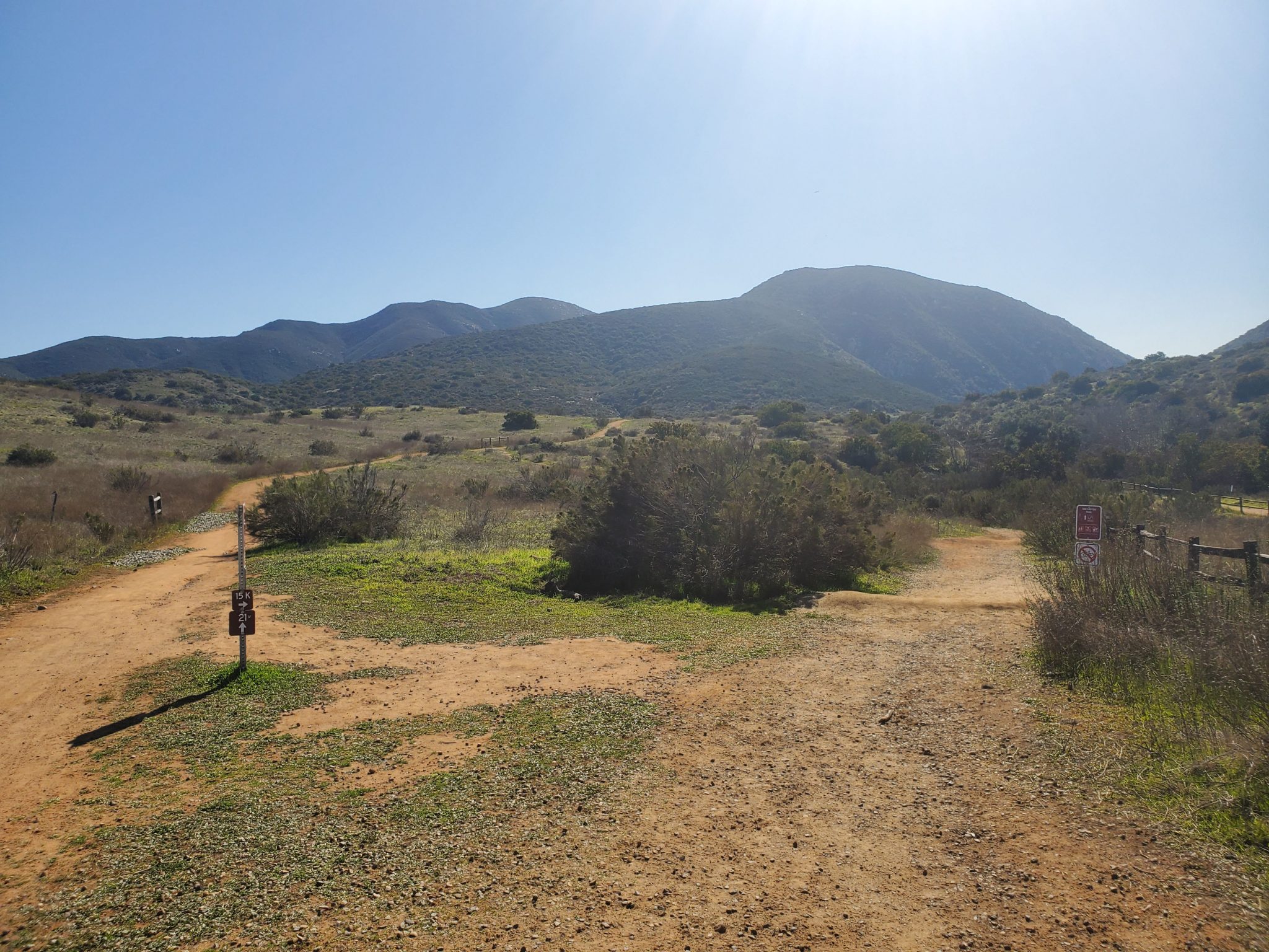 San Diego Hikes: Oak Canyon Trail Loop Hike - Fun Diego Family